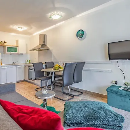 Olga's Place-new 200 Mt From The Sea Apartment
